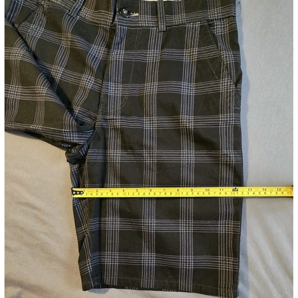 OP Mens Shorts Size 32 Black Gray Light Purple Square Plaid - Picture 8 of 8